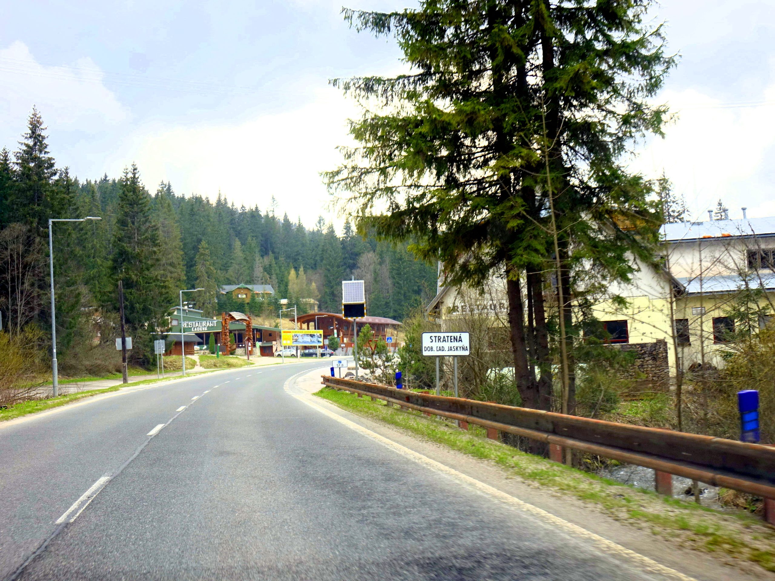 Dobšinská ľadová jaskyňa