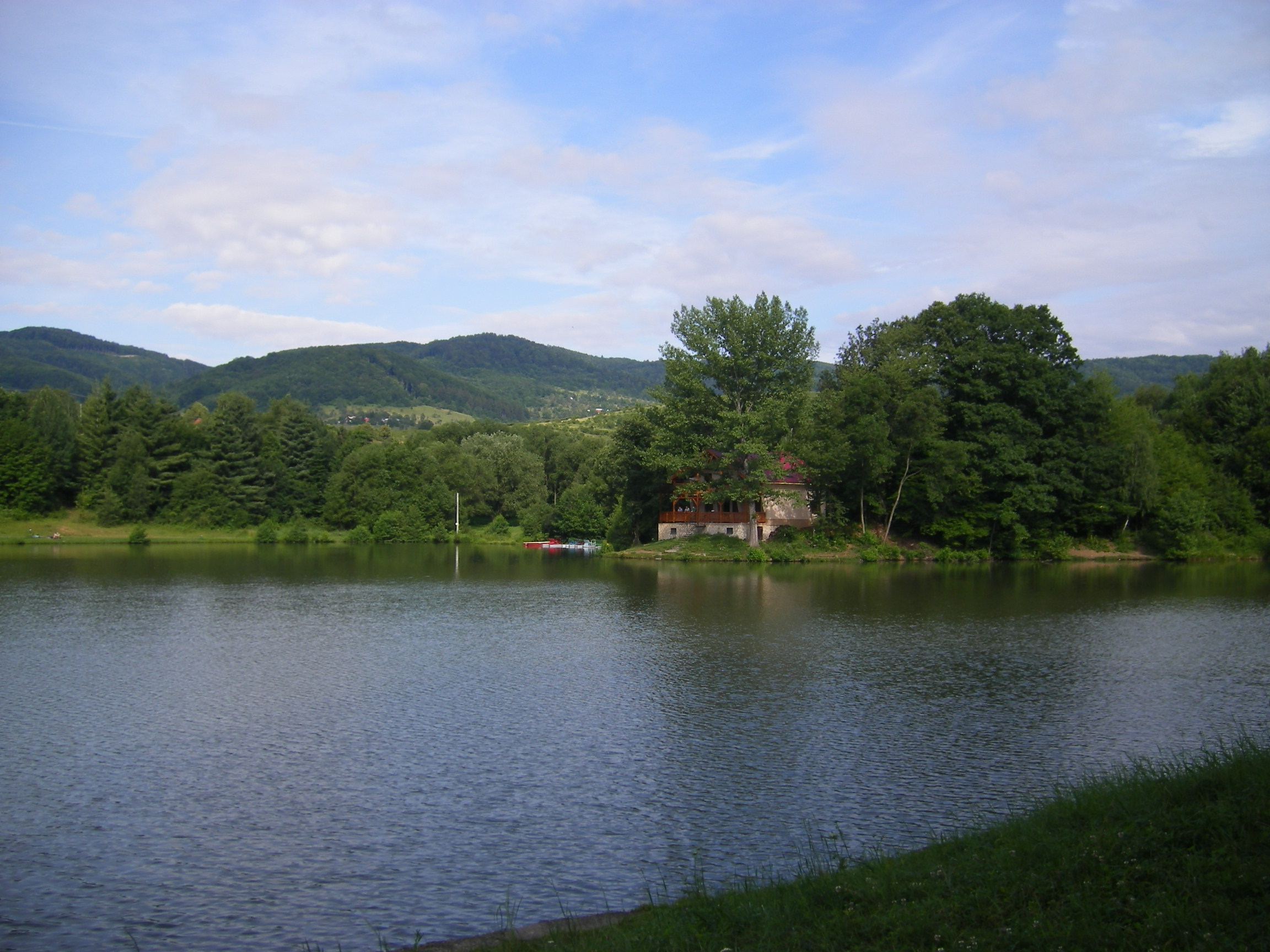 Starohutský vodopád