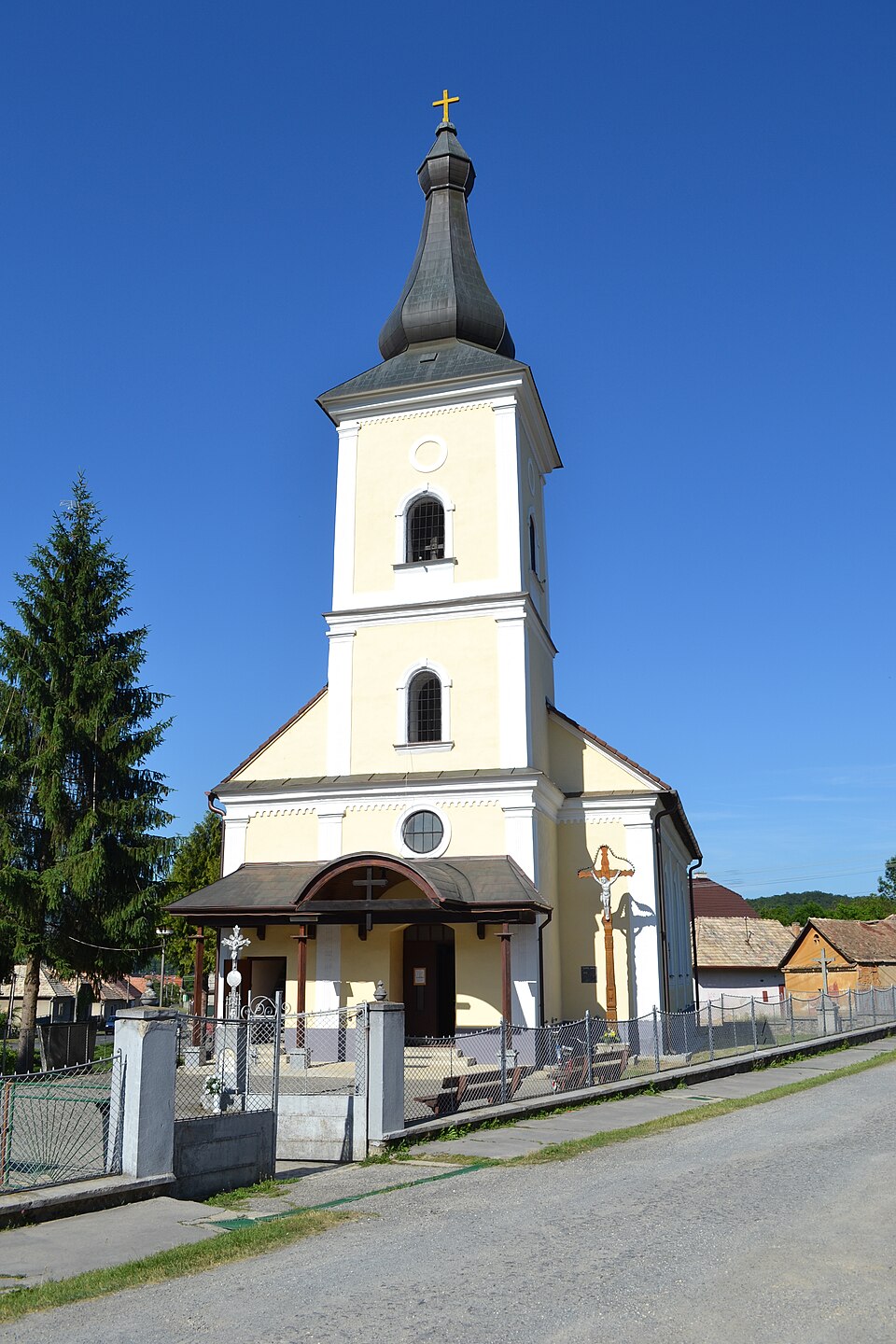 Ružiná